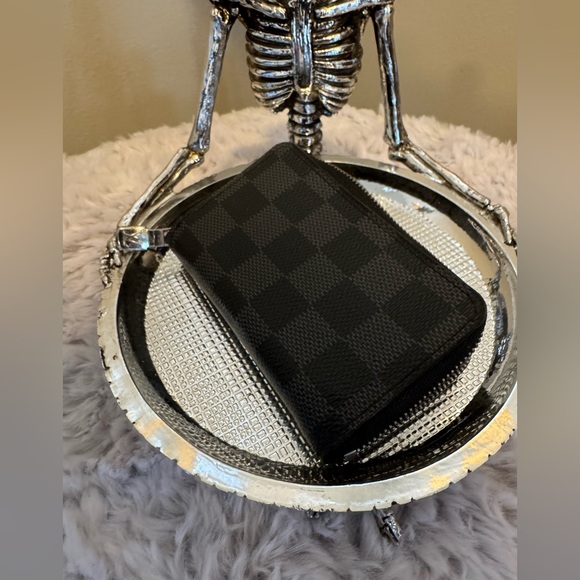 Louis Vuitton 2009 Graphite zippy coin purse - Picture 8 of 10